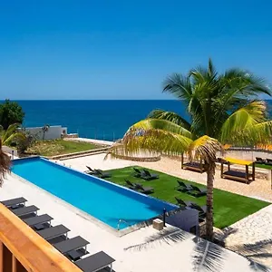 https://samsara-cliff-resort-spa.comcaribbean.com